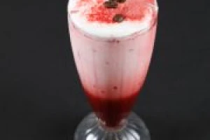 ايس ريد ڤيلڤت لاتية